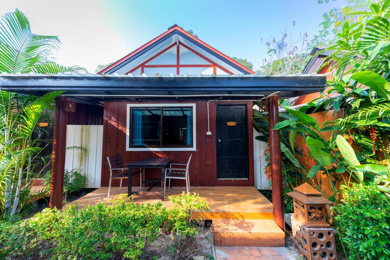 Phi Phi Long Beach Bungalow Екстер'єр фото