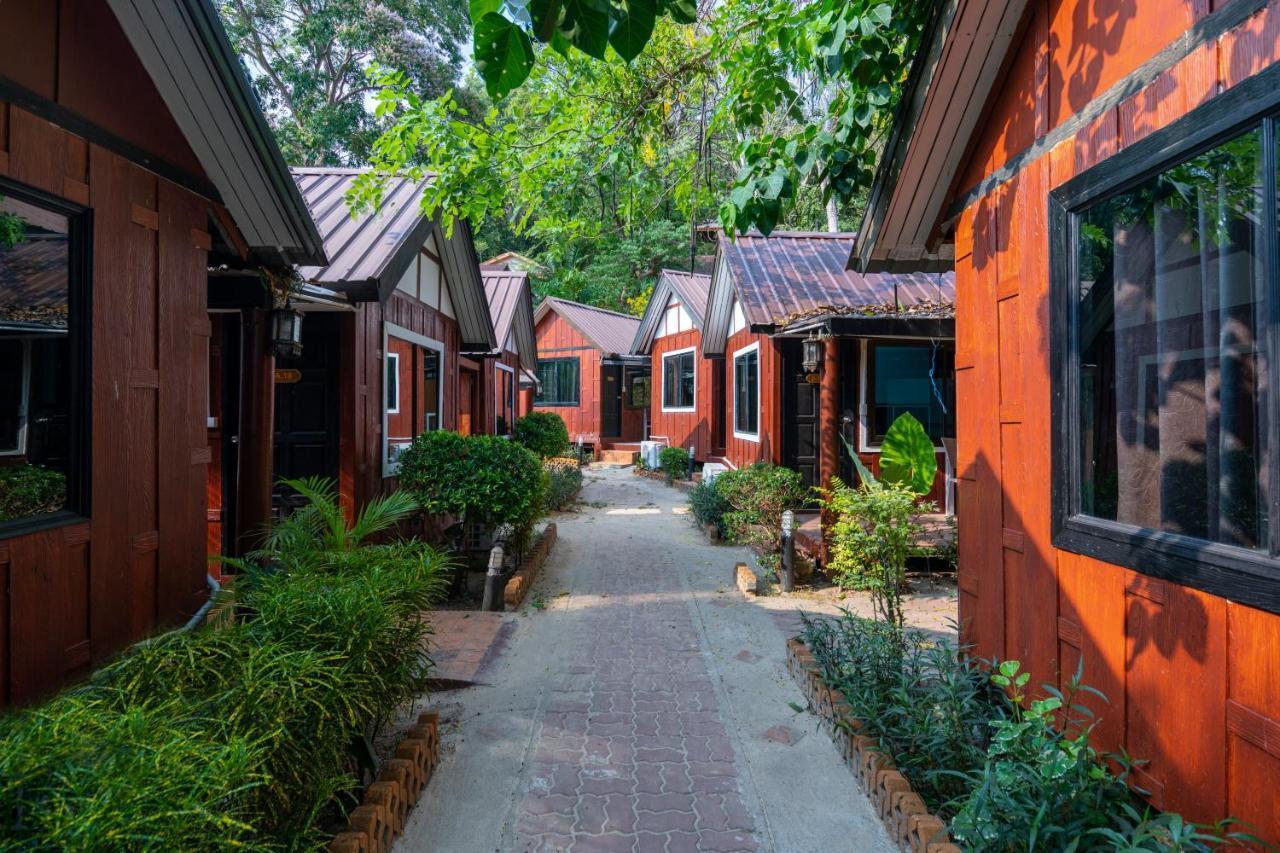 Phi Phi Long Beach Bungalow Екстер'єр фото