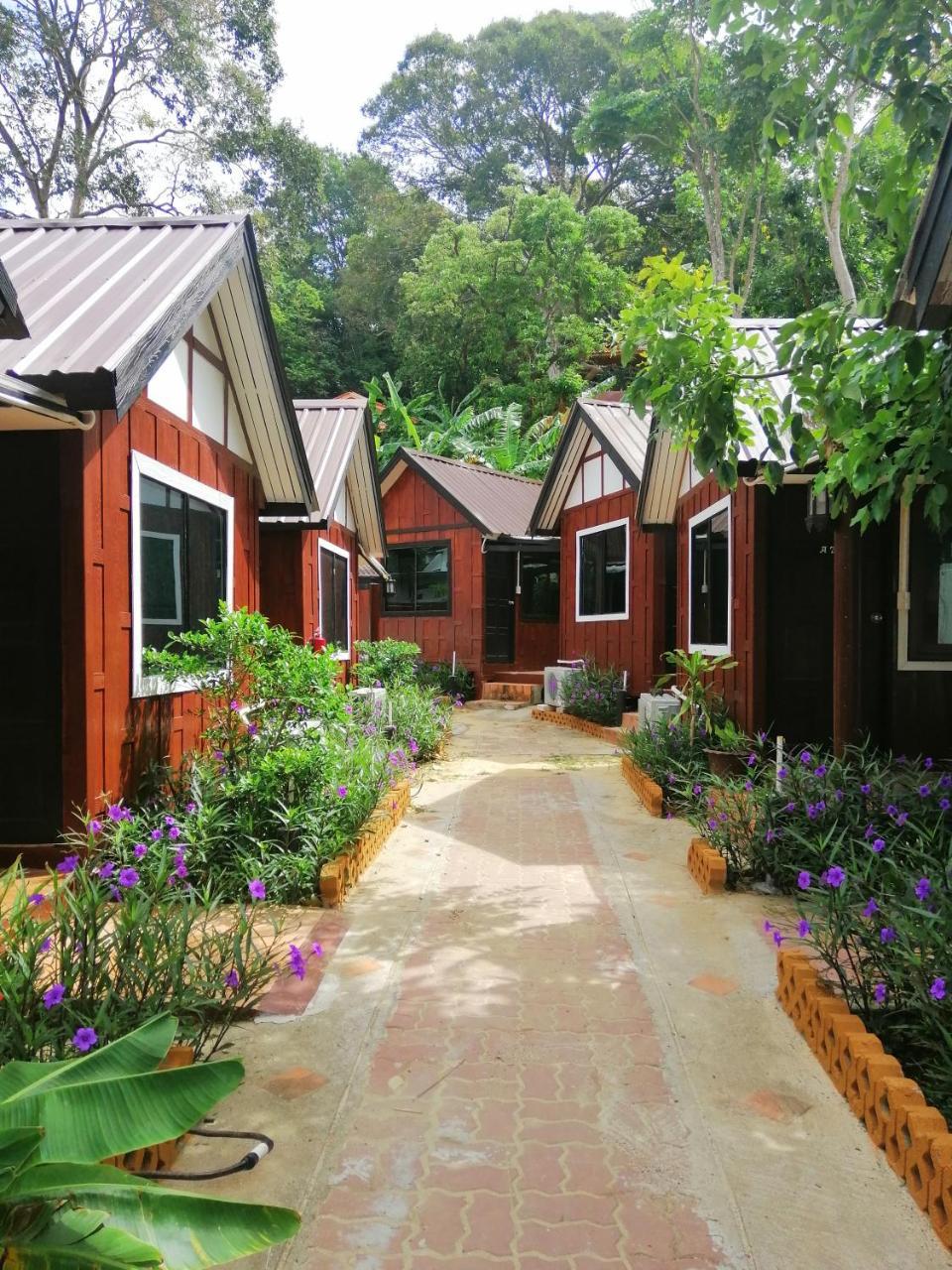 Phi Phi Long Beach Bungalow Екстер'єр фото