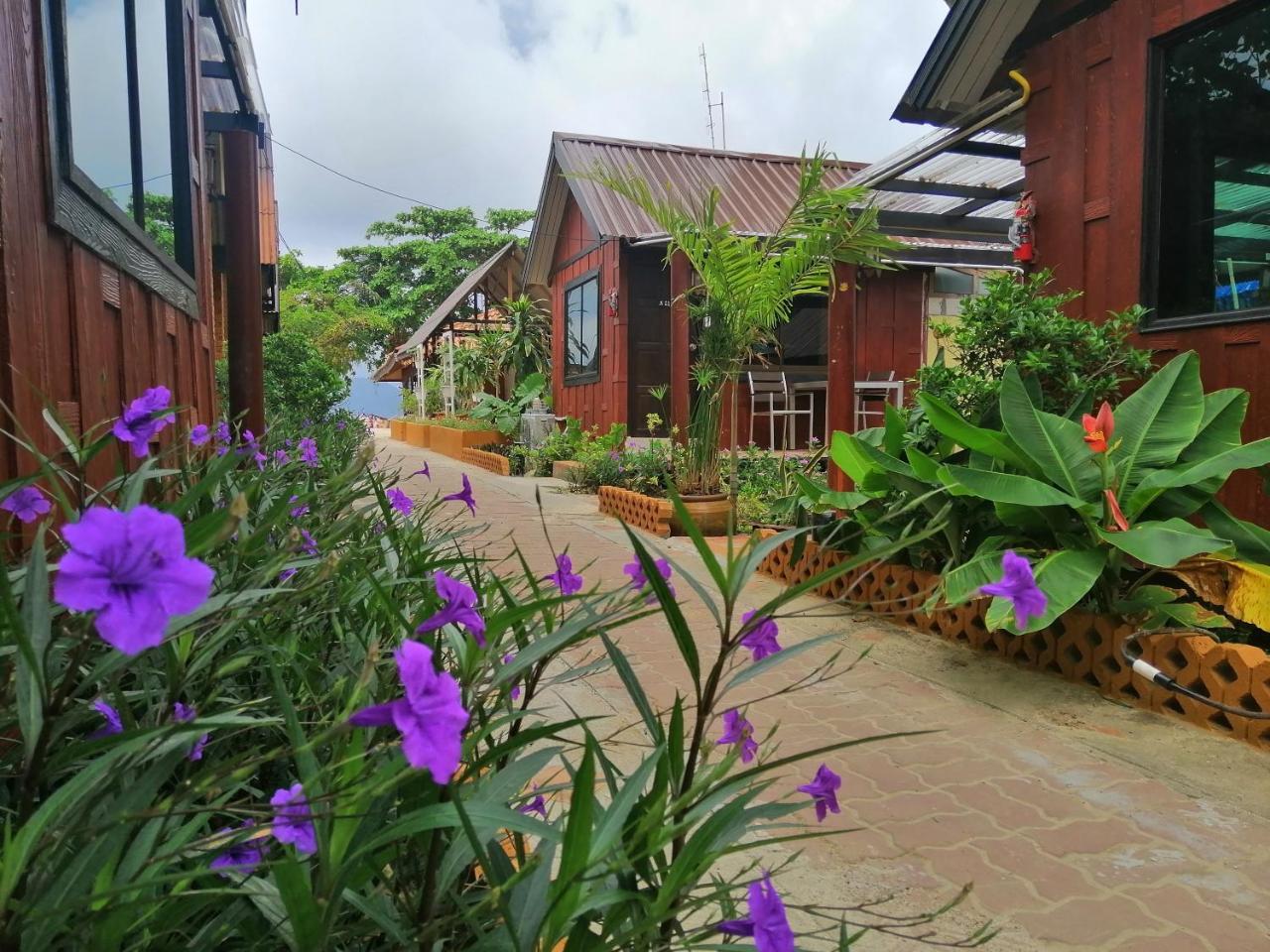 Phi Phi Long Beach Bungalow Екстер'єр фото